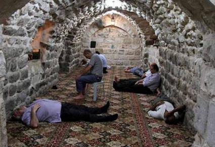 رمضان في فلسطين: النكهة مختلفة رغم الأوضاع الصعبة